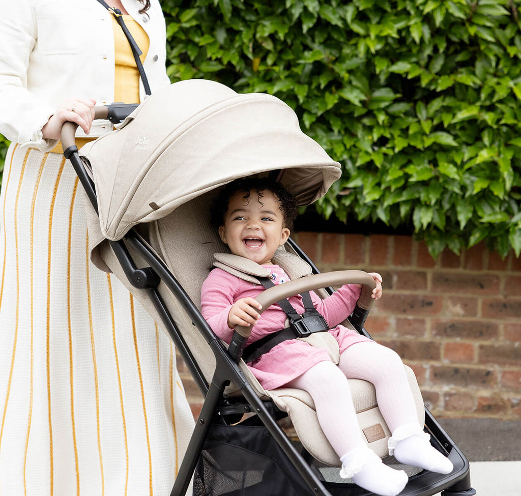 Coche de bebe joie Parcel LX Sandstone