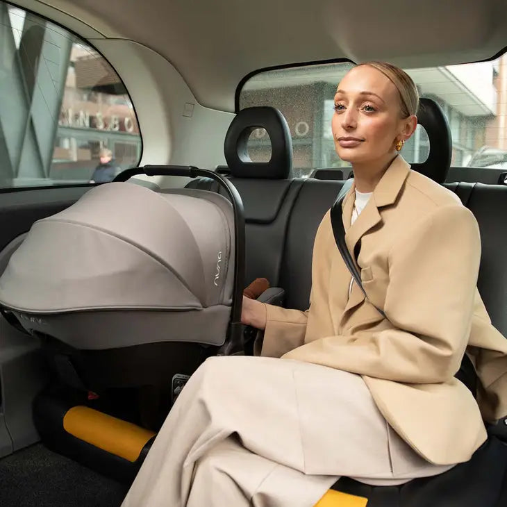 Coche de Bebé Nuna Ultracompacto TRVL  + Pipa Urban Granite